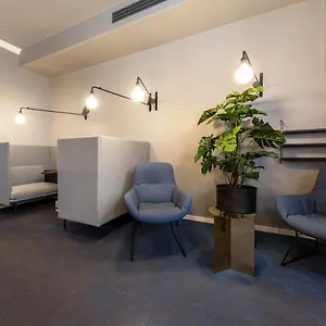 Otel B-hotel, Düsseldorf